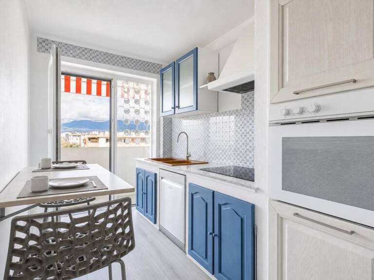 Appartement lumineux 4P avec extérieurs à Cagnes-sur-Mer — photo 1