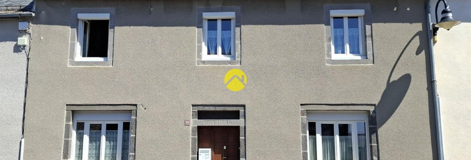 Maison 7 Pièces 122 m² à vendre à Pierrefort (15230)
