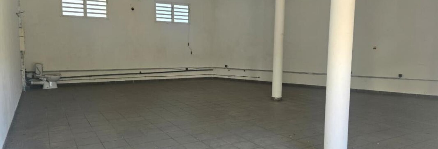 Commerce  83 m² à vendre à Saint-Pierre (97410)