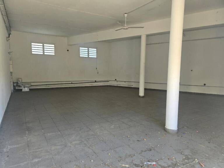 501-TERRE-SAINTE - CENTRE-VILLE - LOCAL COMMERCIAL — photo 1