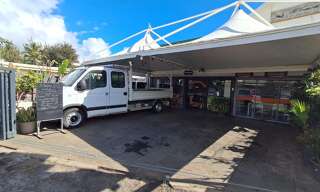 Commerce  180 m² à louer à Saint-Leu (97436)