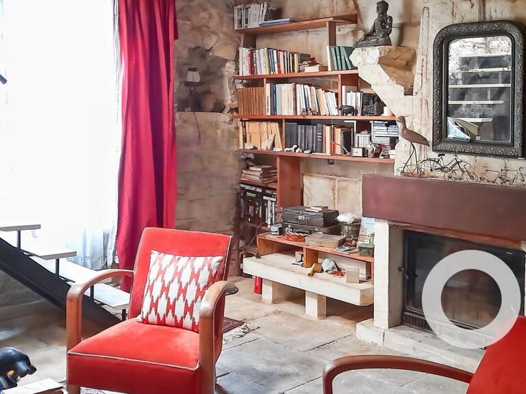 Maison de caractère au cœur du village – Quand les pierres racontent une histoire — photo 1