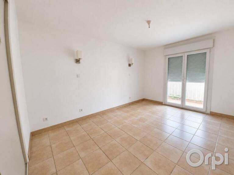 BEZIERS - Appartement À Louer — photo 1