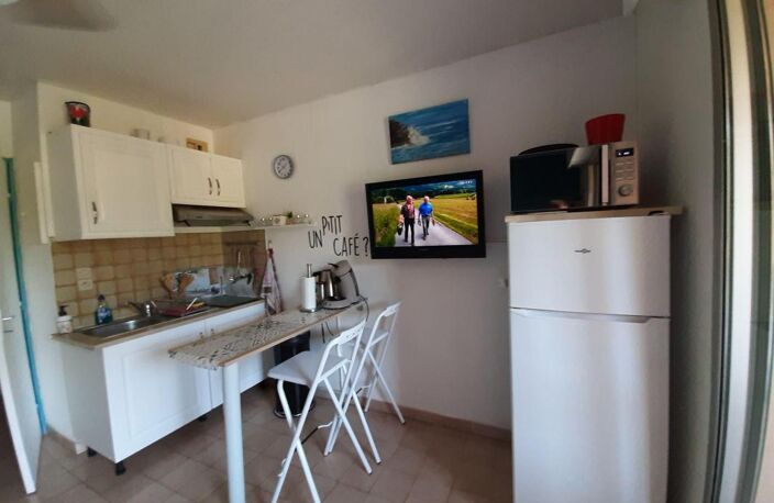 Studio meublé à Louer secteur Beaucours - Sanary — photo 5