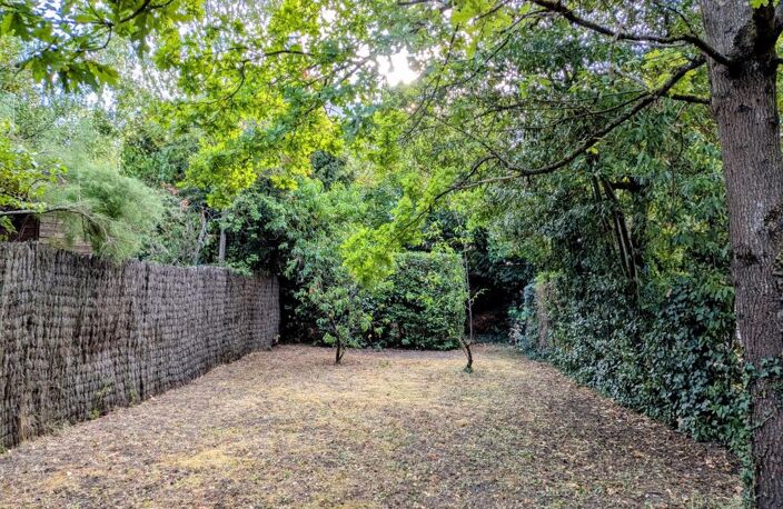 Maison de ville de caractère avec jardin de 458 m² à deux pas de l'hyper-centre d'Orléans — photo 4