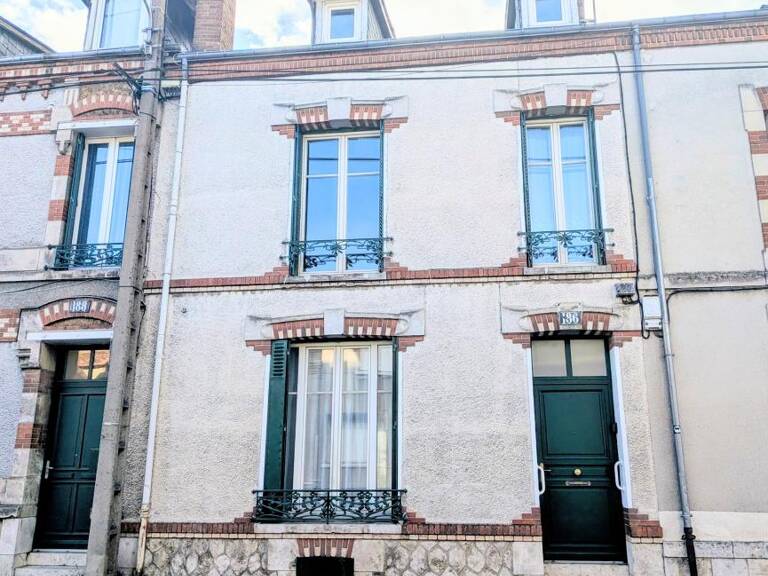 Maison de ville de caractère avec jardin de 458 m² à deux pas de l'hyper-centre d'Orléans — photo 1