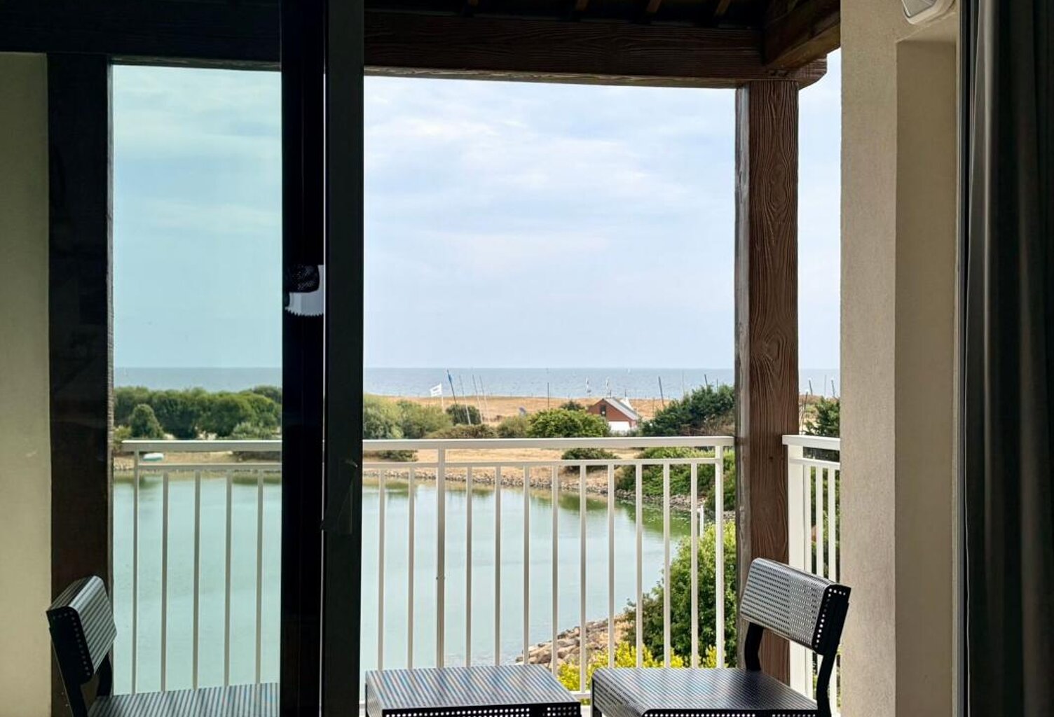 Appartement À Vendre — photo 1