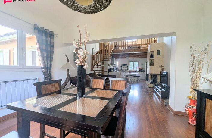 Maison individuelle 7 pièces de 145m² avec jardin clos de 660m² — photo 3