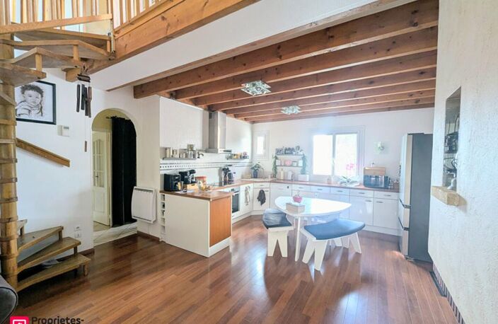 Maison individuelle 7 pièces de 145m² avec jardin clos de 660m² — photo 5