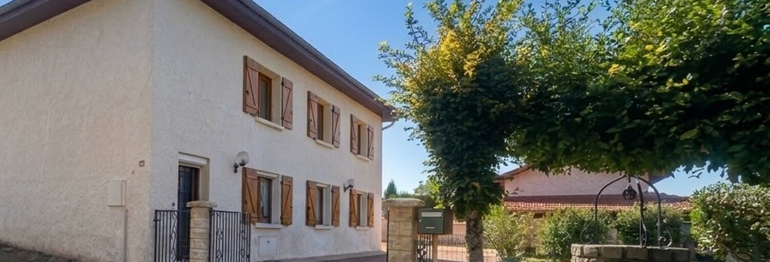Maison 7 Pièces 154 m² à vendre à Saint-Hilaire-sous-Charlieu (42190)