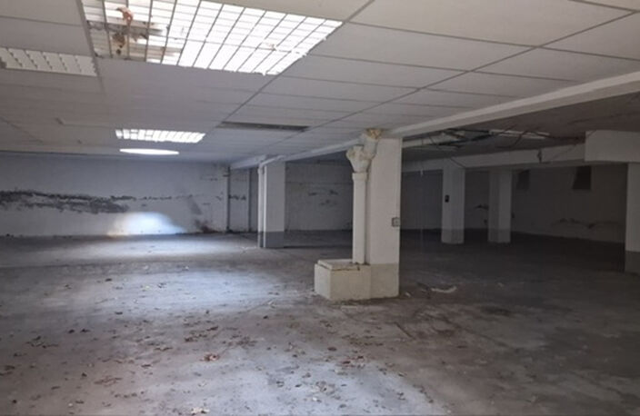 Grand parking de 350 m² en sous sol en centre ville de Perpignan, possibilité de découper les places — photo 4