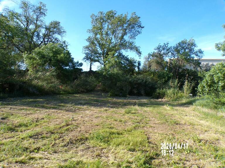 Terrain à bâtir de 3826 m2 avec ou sans maison — photo 1