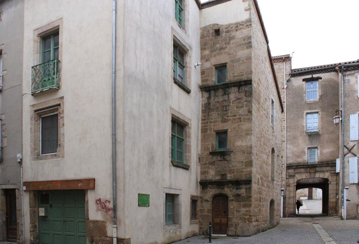 Langogne Maison de 133 m² de surface utile avec garage et atelier — photo 1