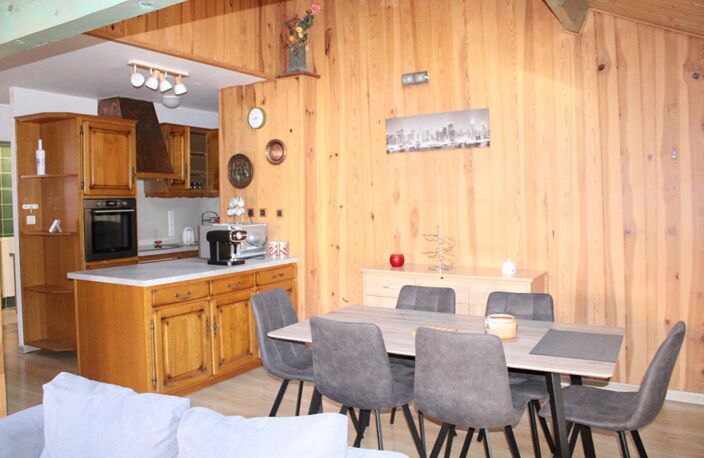 Langogne Maison de 133 m² de surface utile avec garage et atelier — photo 2