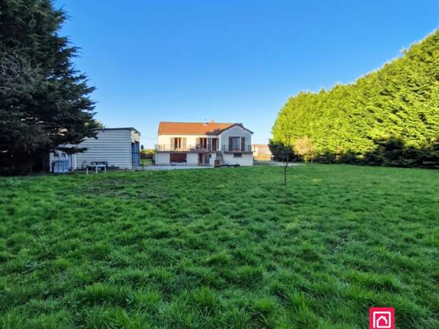 Maison sur sous sol avec terrain Proche Arnay Le Duc — photo du bien