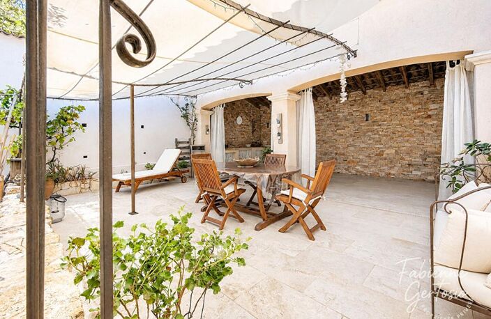 Toulon - Bastide provençale sur terrain de 551m2 — photo 5
