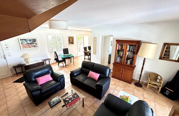 Maison familiale 165 m2 sur parc arboré de 1 005 m2 avec piscine — photo 5