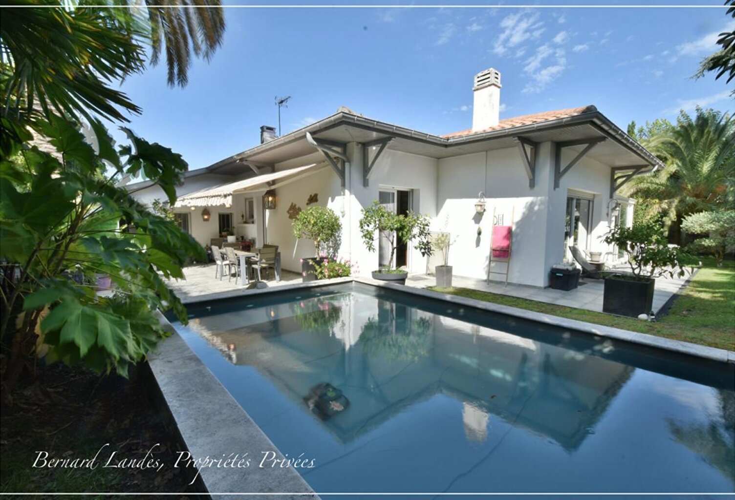ANGLET | AUX PORTES DE BIARRITZ - MAISON DE PLAIN-PIED AVEC PISCINE — photo 1