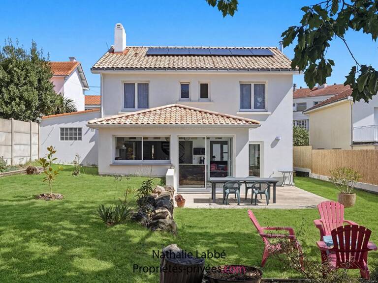 Maison Pornic Proche Centre 6 pièce(s) 155 m2 - Terrain clos de 722 m² — photo 1