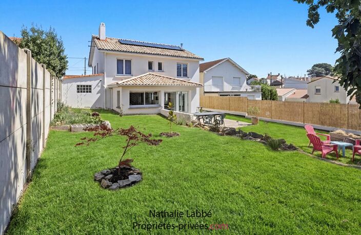 Maison Pornic Proche Centre 6 pièce(s) 155 m2 - Terrain clos de 722 m² — photo 2