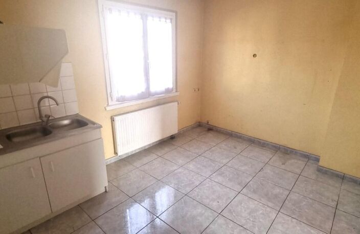 Grande maison familiale ou 2 appartements sur terrain d'environ 13 ares — photo 3