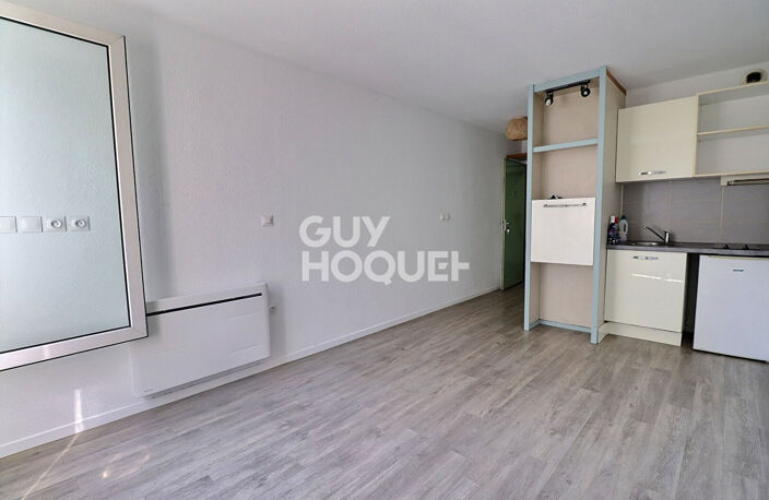 Studio dernier étage -  Saxe Gambetta — photo 2
