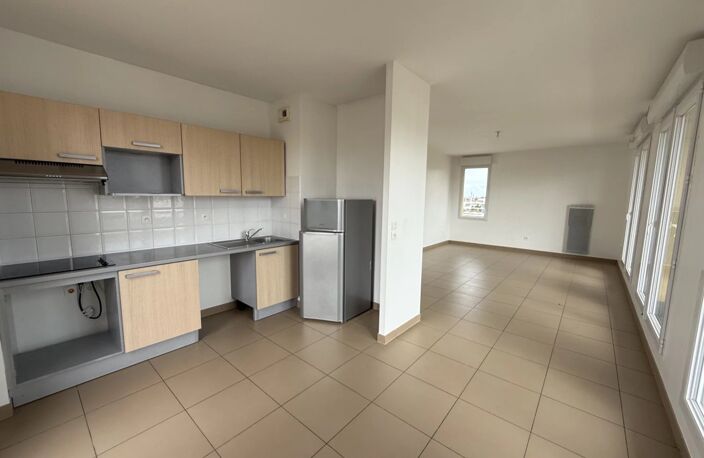 DERNIER ETAGE - 3 CHAMBRES - PARKINGS - TERRASSES — photo 2