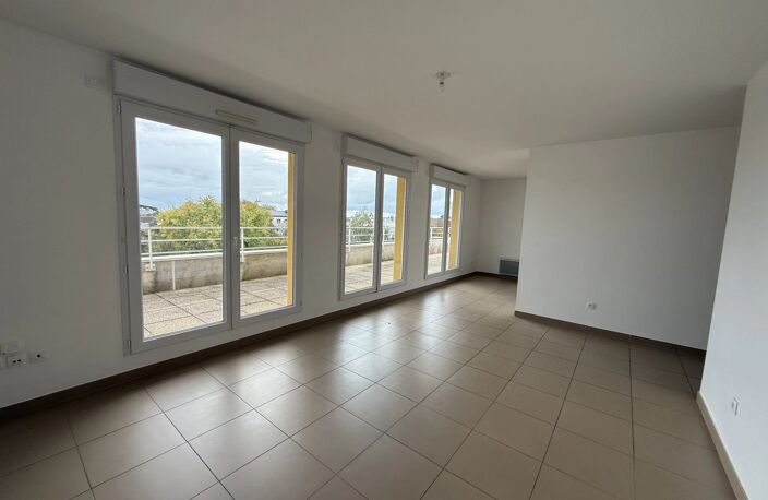DERNIER ETAGE - 3 CHAMBRES - PARKINGS - TERRASSES — photo 3