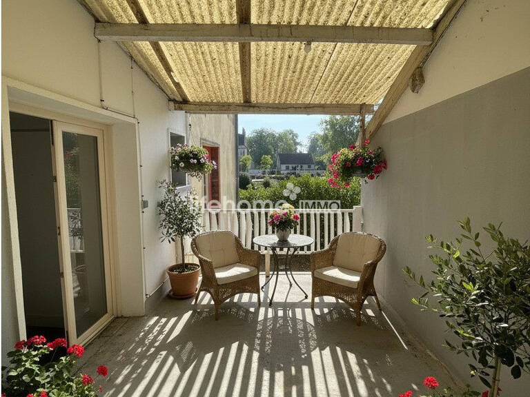 Maison avec grands terrain et dépendances — photo 1