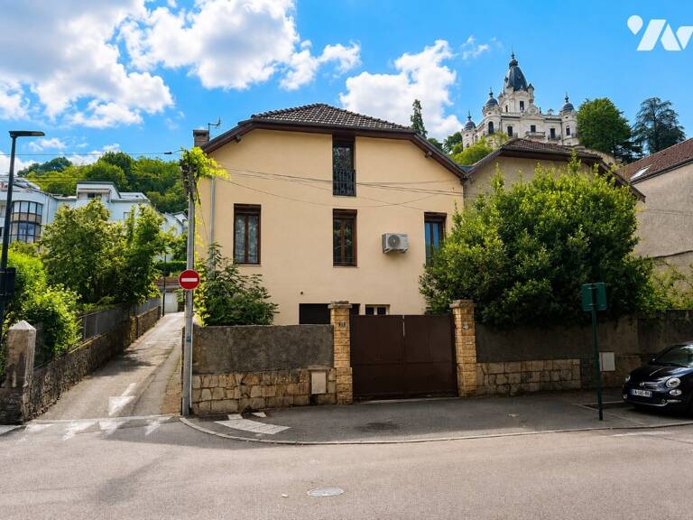 Maison 10 pièces 176 m² — photo 1