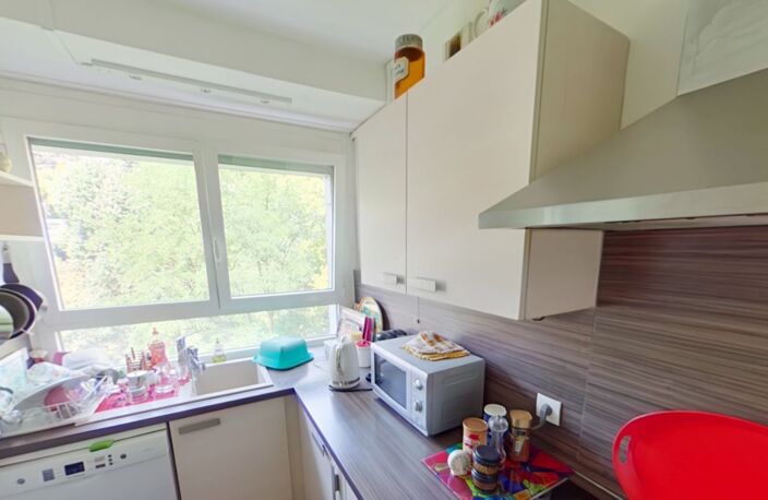 Vente appartement 3 pièces 72 m² Sainte-Foy-lès-Lyon (69110) — photo 3