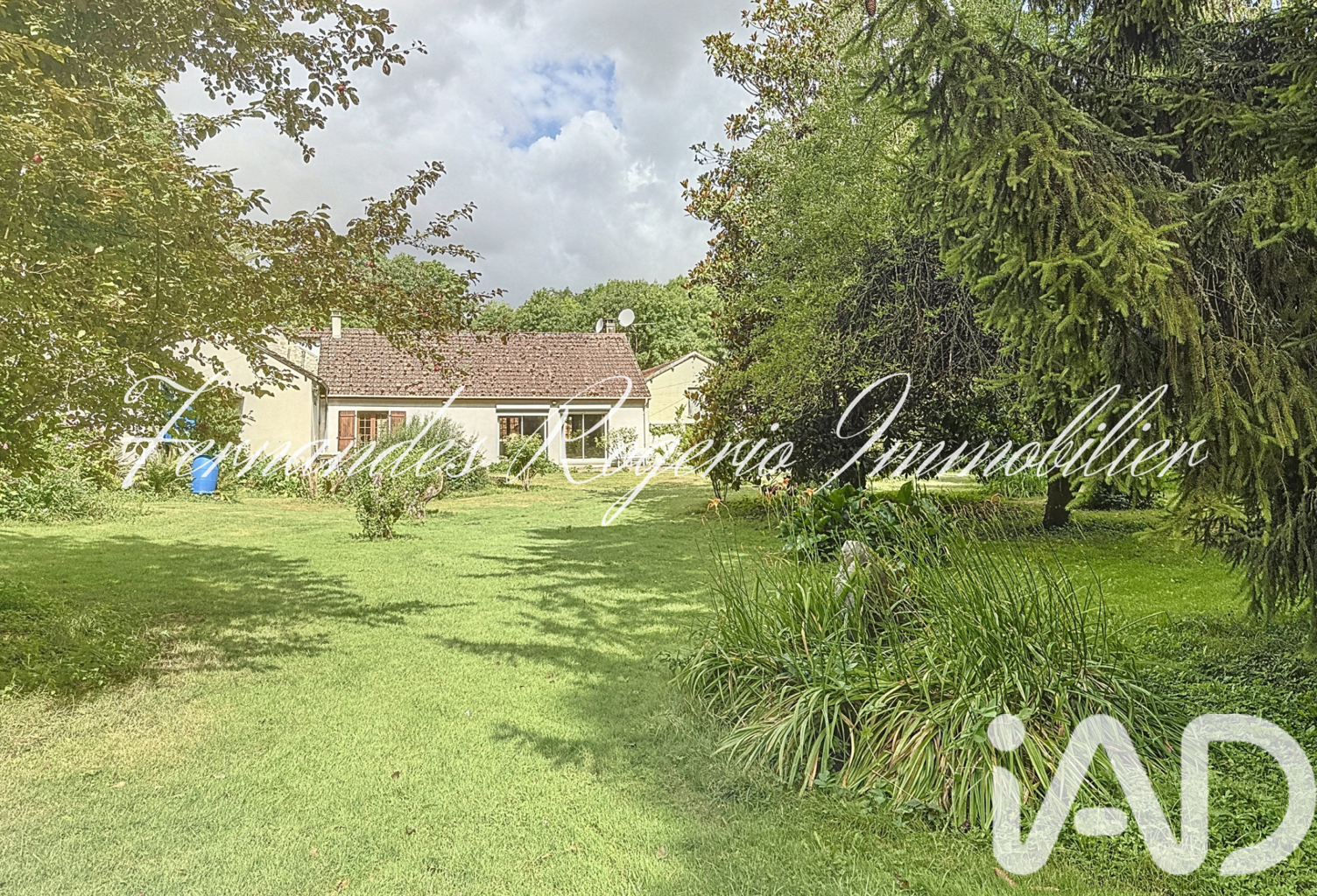 Vente Maison/villa 8 pièces — photo 1