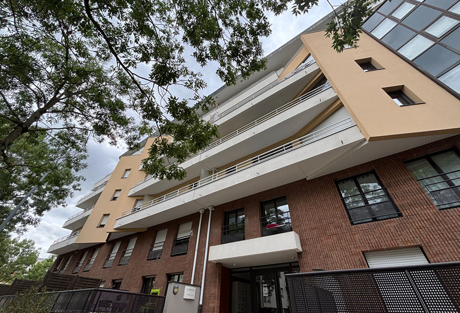 EXCLUSIVITE - RENNES Grand T3 - Mabilais - Balcon - Ascenseur — photo 1