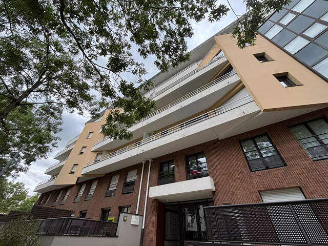 EXCLUSIVITE - RENNES Grand T3 - Mabilais - Balcon - Ascenseur — photo du bien