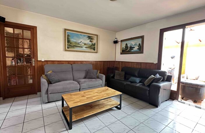 Vente Maison/villa 7 pièces — photo 3