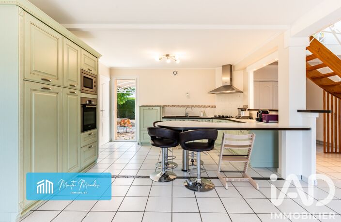 Vente Maison/villa 8 pièces — photo 4