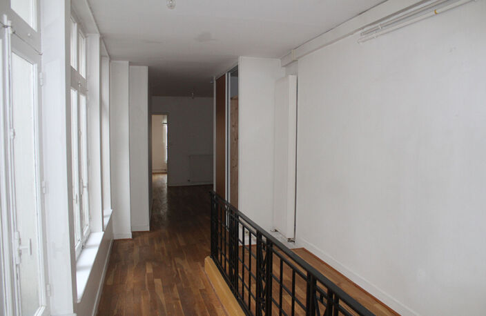 APPARTEMENT AUXERRE - 4 pièce(s) - 118.94 m2 — photo 2