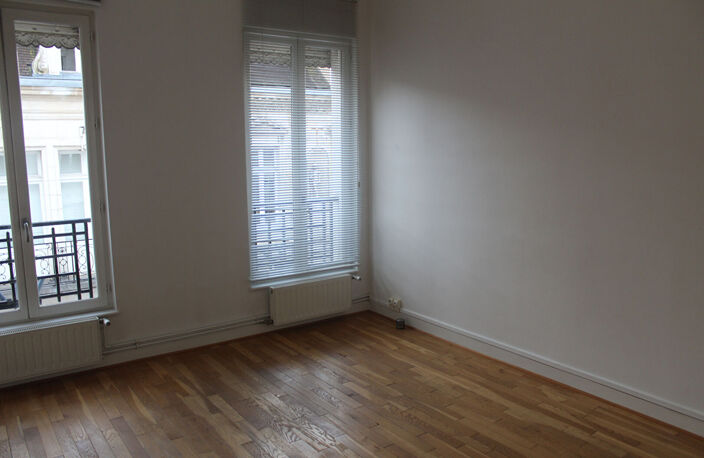 APPARTEMENT AUXERRE - 4 pièce(s) - 118.94 m2 — photo 4
