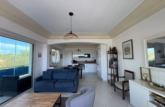 APPARTEMENT 3 PIÈCES SAINT-RAPHAËL PLAGE — photo 4