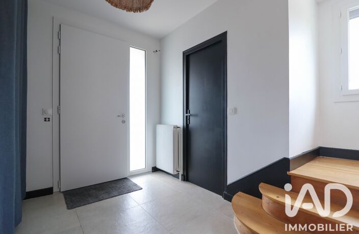 Vente Maison/villa 5 pièces — photo 2