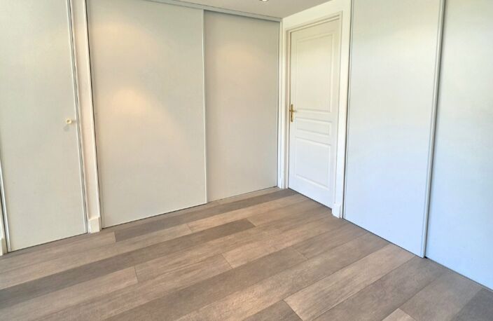 Vente Appartement 4 pièces — photo 2