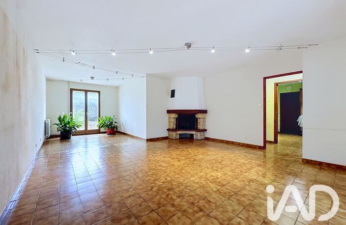 Vente Maison/villa 3 pièces — photo 2