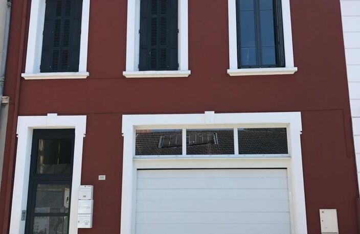 Vente Immeuble 233 m&sup2; — photo 2