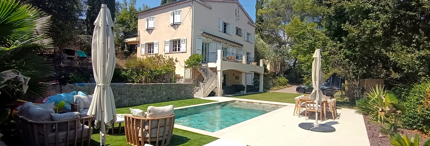 Maison 8 Pièces 231 m² à vendre à Mougins (06250)