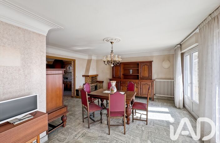 Vente Maison/villa 9 pièces — photo 4