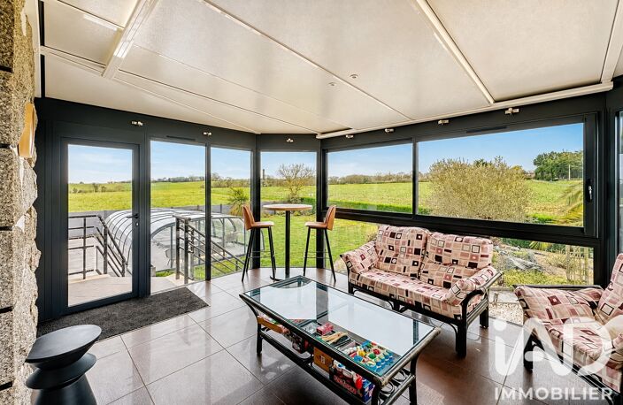 Vente Maison/villa 10 pièces — photo 2