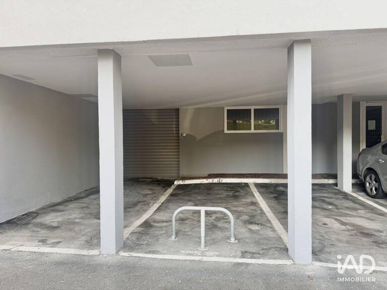 Location Parking 11 m&sup2; — photo 1