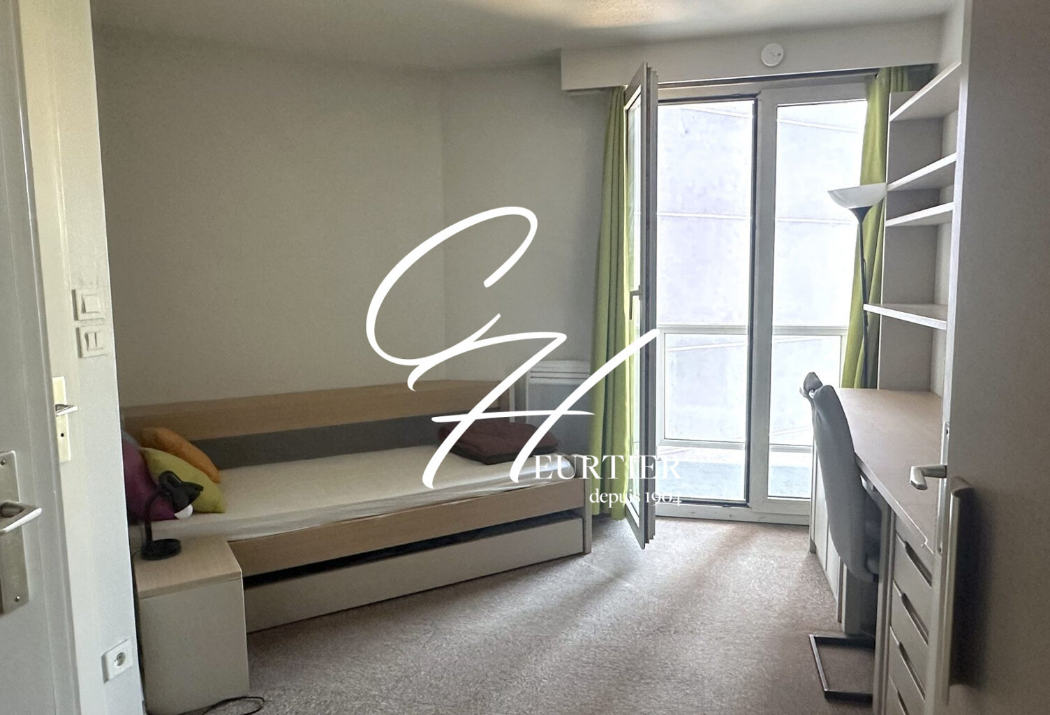 Grenoble - Studio avec balcon — photo 1