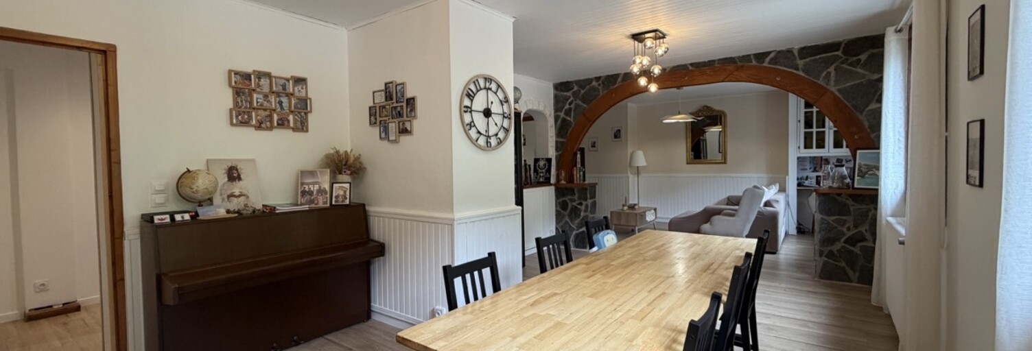 Appartement 8 Pièces 156 m² à vendre à Livet-et-Gavet (38220)