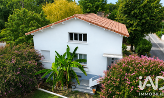 Maison 7 Pièces 193 m² à vendre à Saint-Médard-de-Guizières (33230)